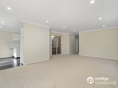 10 Glenrock Court, Wattle Grove