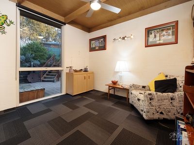 11 ARDERN PLACE, Wodonga