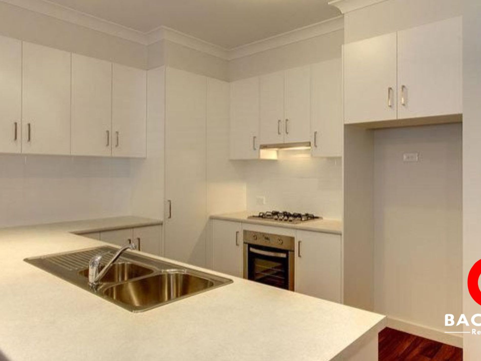 16 Trafford Road, Hope Valley