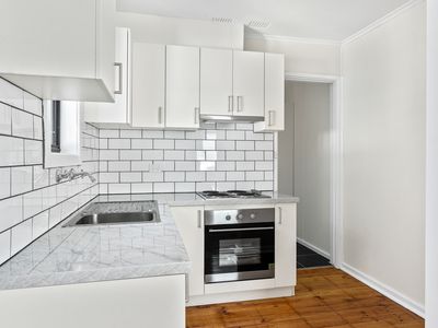 12 Caloola Avenue, Koonawarra