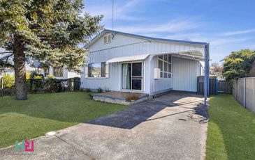16 Enfield Avenue, Lithgow