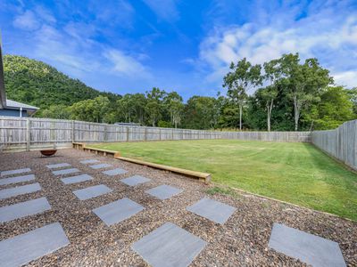 70 Trader Crescent, Cannonvale