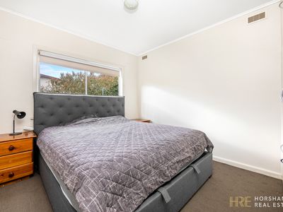 1 4 / 9 Burgess Street, Horsham