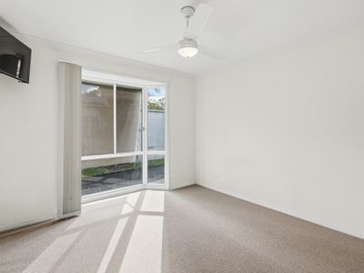 81 / 2 MacLeay Drive, Halekulani