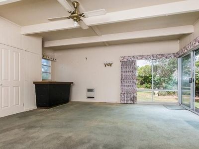 11 South Street, Belmont