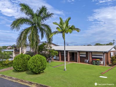 8 Poinciana Avenue, Taranganba