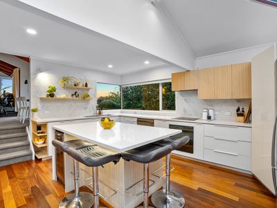 556 Beach Road, Rothesay Bay