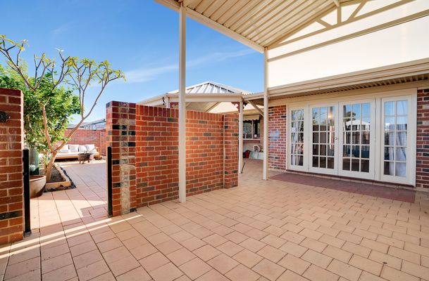 135 Safety Bay Rd, Shoalwater