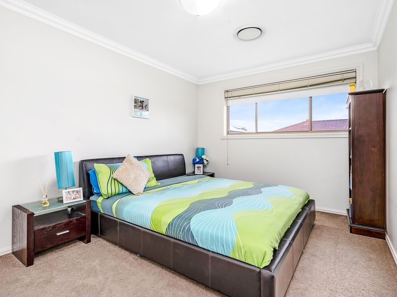 4 / 3 Cavalry Grove, Glenwood