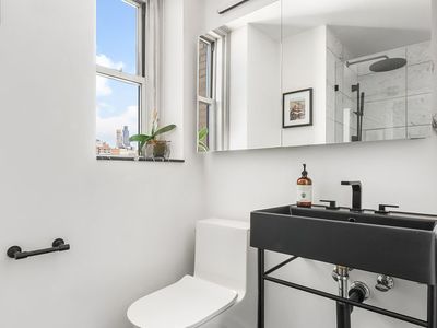 unit 14b / 365 West 20th Street, Manhattan, NY, International