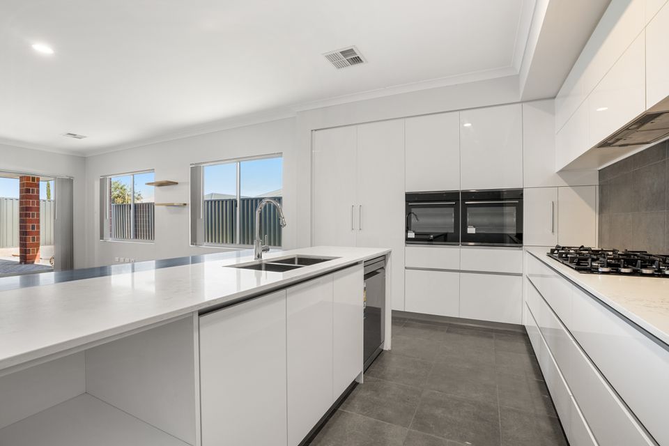 24 Flemington Drive, Baldivis
