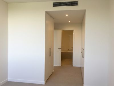 1402 / 1 Scotsman Street, Forest Lodge