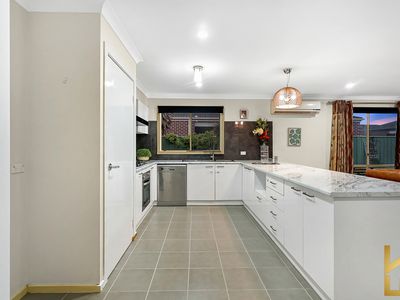 25 Vaughan Chase, Wyndham Vale