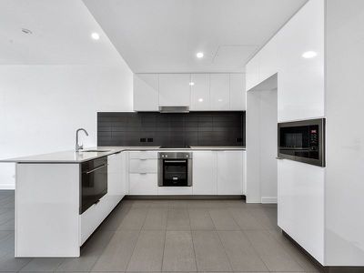 2205 / 10 Trinity Street, Fortitude Valley