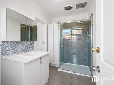 6 / 3-5 Edward Avenue, Dandenong