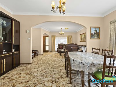 27 Cosmos Street, Glenroy