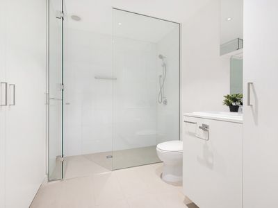 205 / 253 Waverley Road, Malvern East