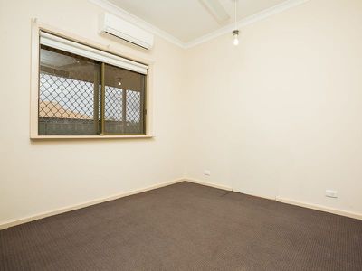 5 Paroo Close, South Hedland