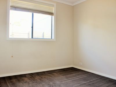 1 / 4-6 Greenview Circuit, Epsom