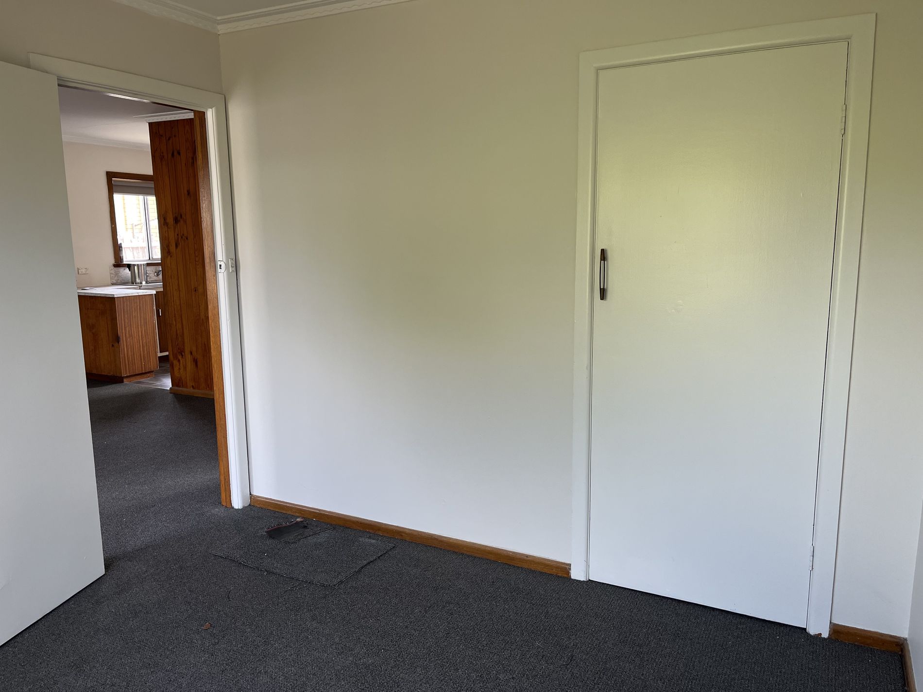 3 / 6 Portarlington Road, Newcomb