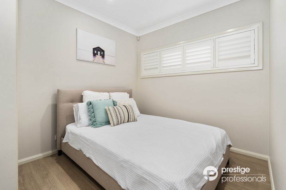 18 Silverleaf Lane, Moorebank