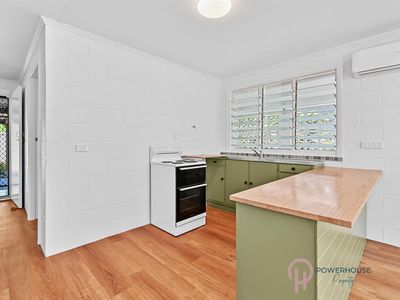 32 Marine Parade, Newell
