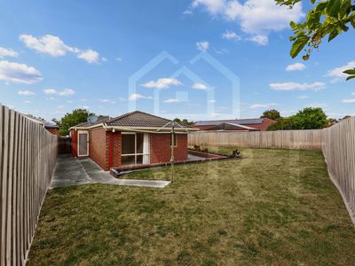 8 The Glade, Hampton Park