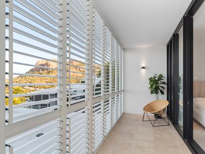 1 Balmoral Drive, Castle Hill