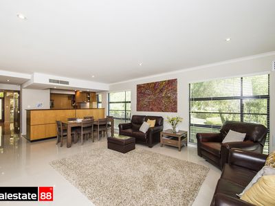 1 / 132 Royal Street, East Perth
