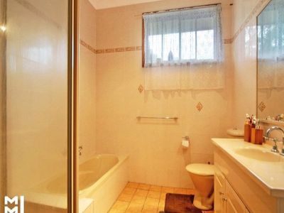 107 Reddall Parade, Mount Warrigal