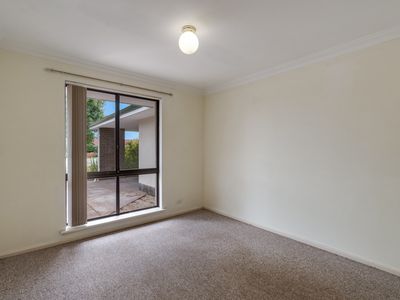 3 Orberry Place, Thornlie
