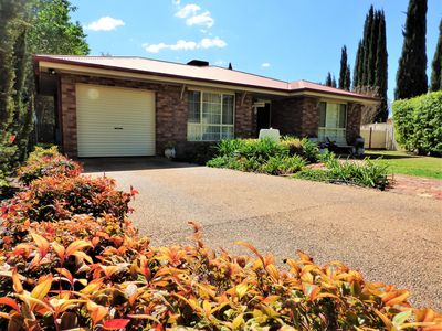 39 Nelson Drive, Griffith