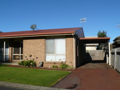 2 / 3 Margarets Lane, Warrnambool