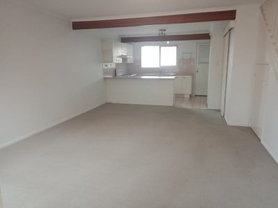 8 / 7 Maranda Street, Shailer Park
