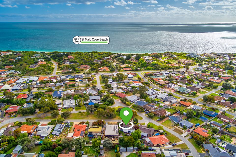 4 MEAD STREET, Warnbro