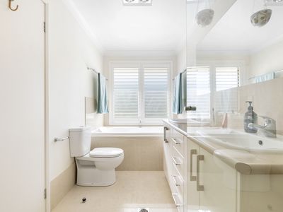 88 Cresswick Parade, Dalmeny