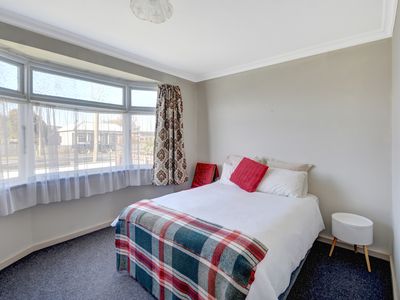 54 Chaucer Street, Milton