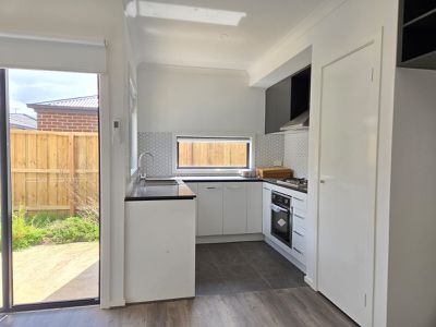 5 Wheatsheaf Road, Wyndham Vale