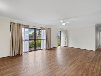 10 Clarinda Avenue, Springwood