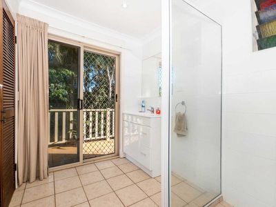 7 Yackatoon Court, Ocean Shores