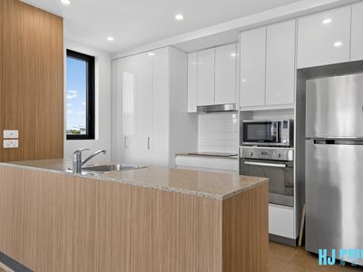21 / 2729 Gold Coast Highway, Broadbeach