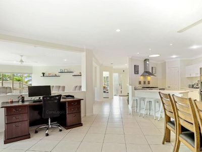 6 Ellestree Close, Redlynch