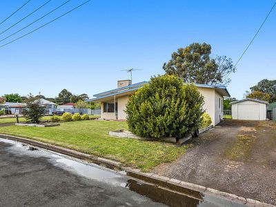 7 Fensom Crescent , Millicent