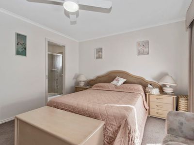 6 Sovereign Gardens, Kangaroo Flat
