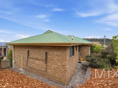 1 / 10 Donald Court, Glenorchy