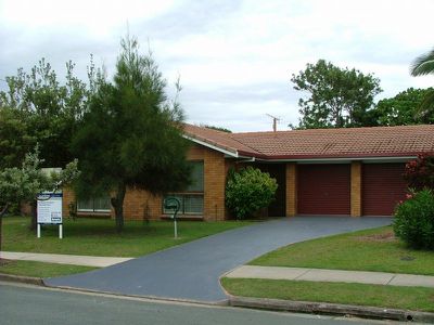 15 Bandaroo St, Warana