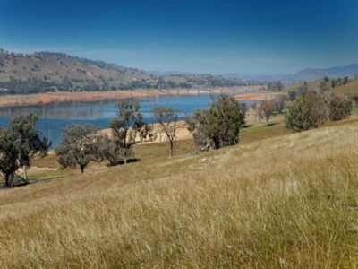 Knobles Road, Wirlinga