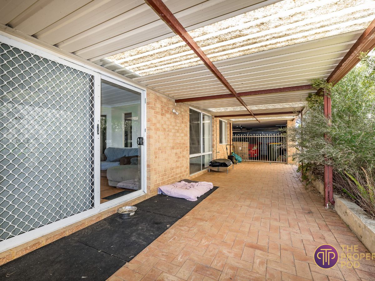 18 Santa Barbara Parade, Quinns Rocks