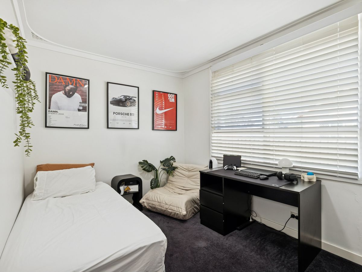 12 Drummond Street, Redcliffe