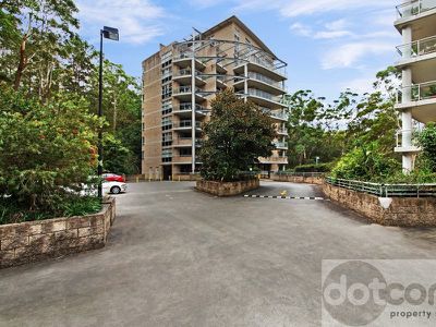 435 / 80 John Whiteway Drive, Gosford